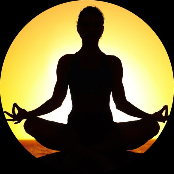 yoga_beachgal14